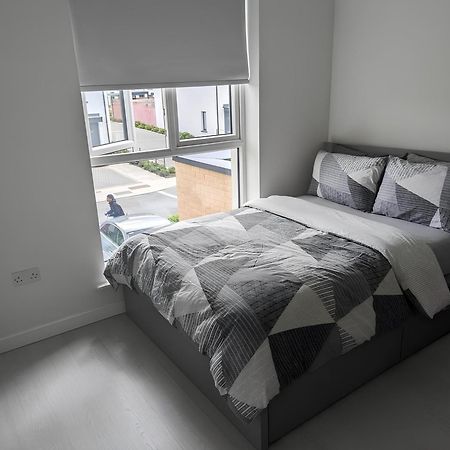 דבלין New House, Private Rooms In A Peaceful Neighborhood מראה חיצוני תמונה